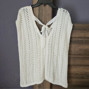 Chelsea & Theodore White Knit Top